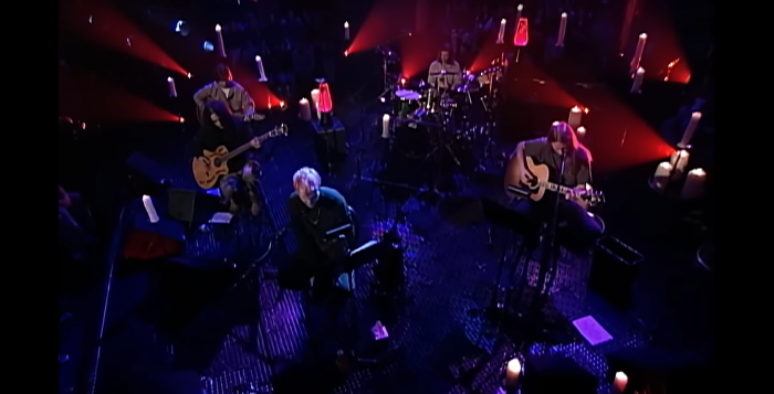 Alice In Chains - Down in a Hole MTV Unplugged